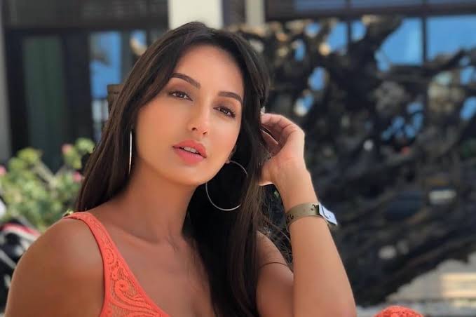 من عروضها في السينما الهندية.. نورا فتحي تحيي حفلًا غنائيًا راقصًا في شاطئ سعادة